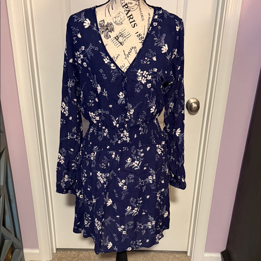 Abercrombie & Fitch Navy Floral Long Sleeve Dress